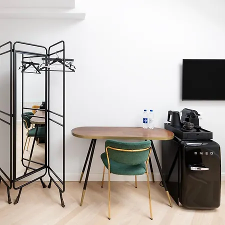 St Casimir Aparthotel