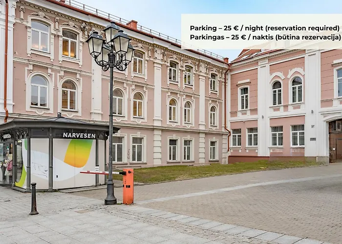 St Casimir Aparthotel 3*