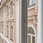 St Casimir Aparthotel
