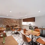 St Casimir Aparthotel