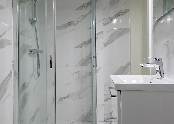 St Casimir Aparthotel 3*